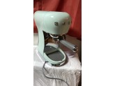 Кофемашина-эспрессо Smeg ECF02PGEU, Пастельный зеленый (Уценка)
