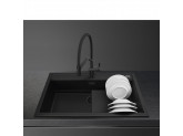 Мойка с накладным монтажом, необорачиваемая, чёрная Smeg VSGX860MN
